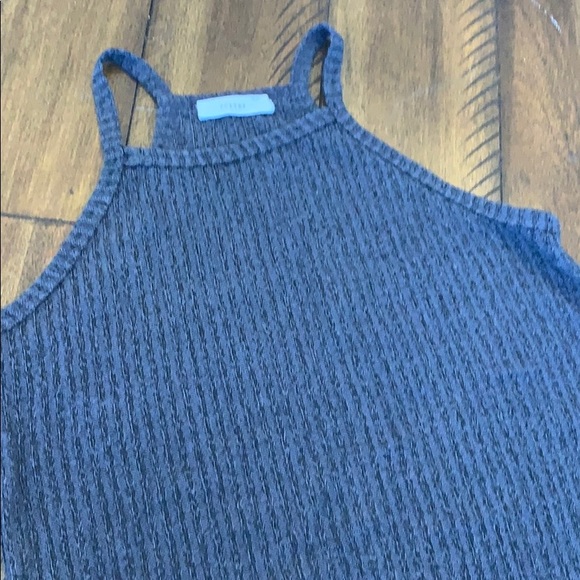 Tank top! - Picture 3 of 5